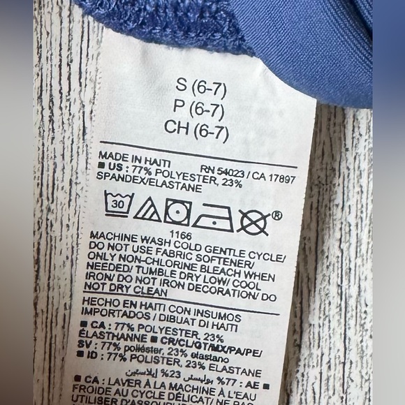 3 for $15 Old Navy Active High Waisted Go Dry Blue Biker Shorts Girls Small 6-7 - Picture 5 of 5